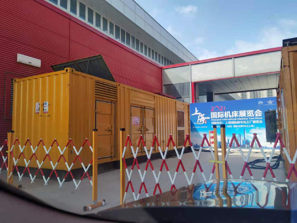 波密发电车出租-发电机无电压或电压太低怎么办？