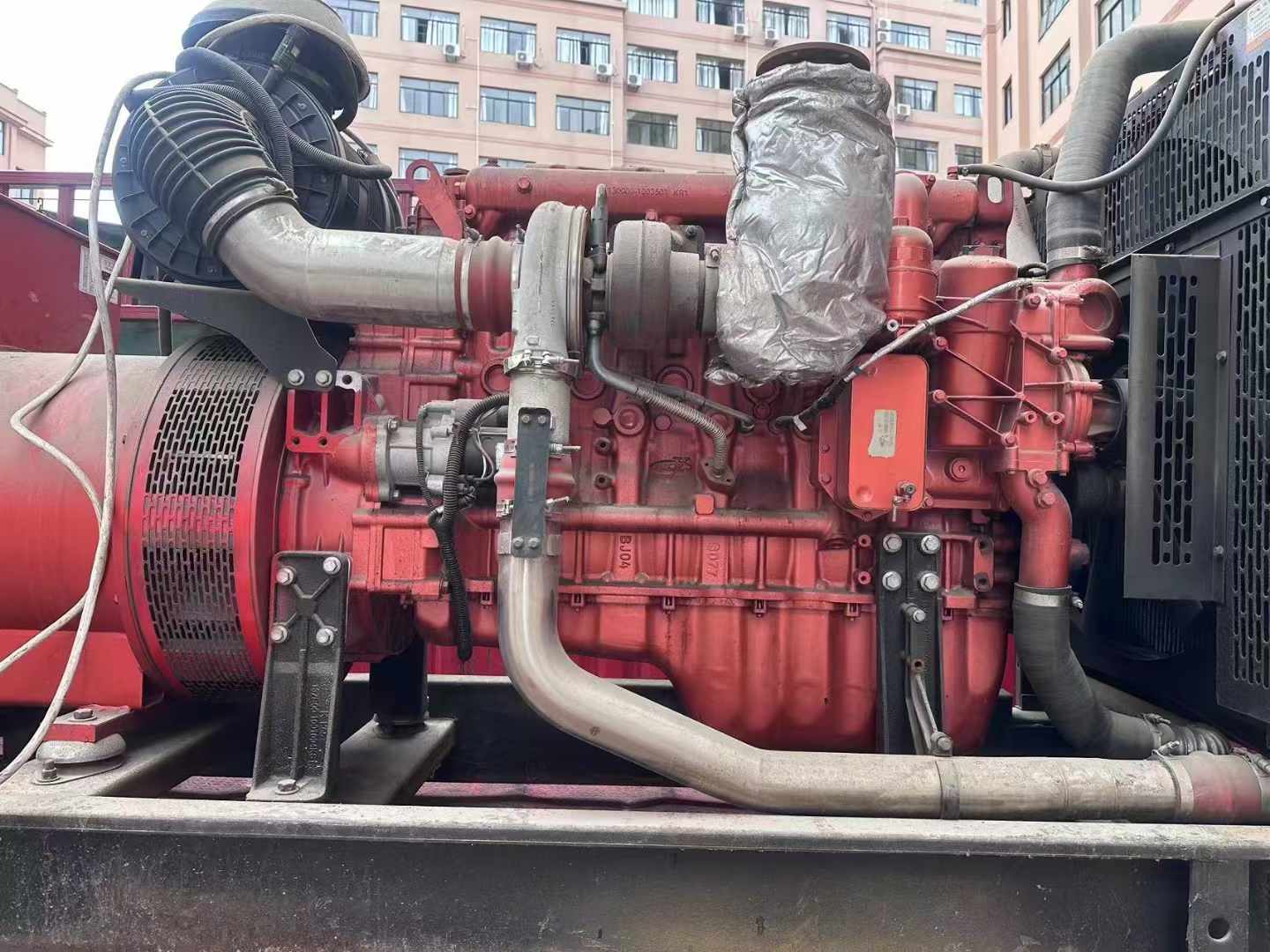波密如何选择适合 600kW 柴油发电机组的过载保护器？