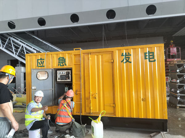 波密怎样判断空气滤清器是否需要更换？